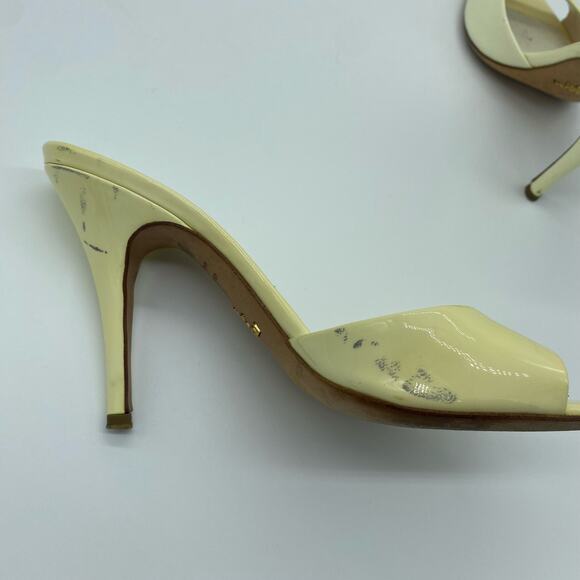 VTG Prada Women size 37/6.5 Cream Strappy Stiletto Patent Leather Peep Toe Heels - Picture 8 of 10